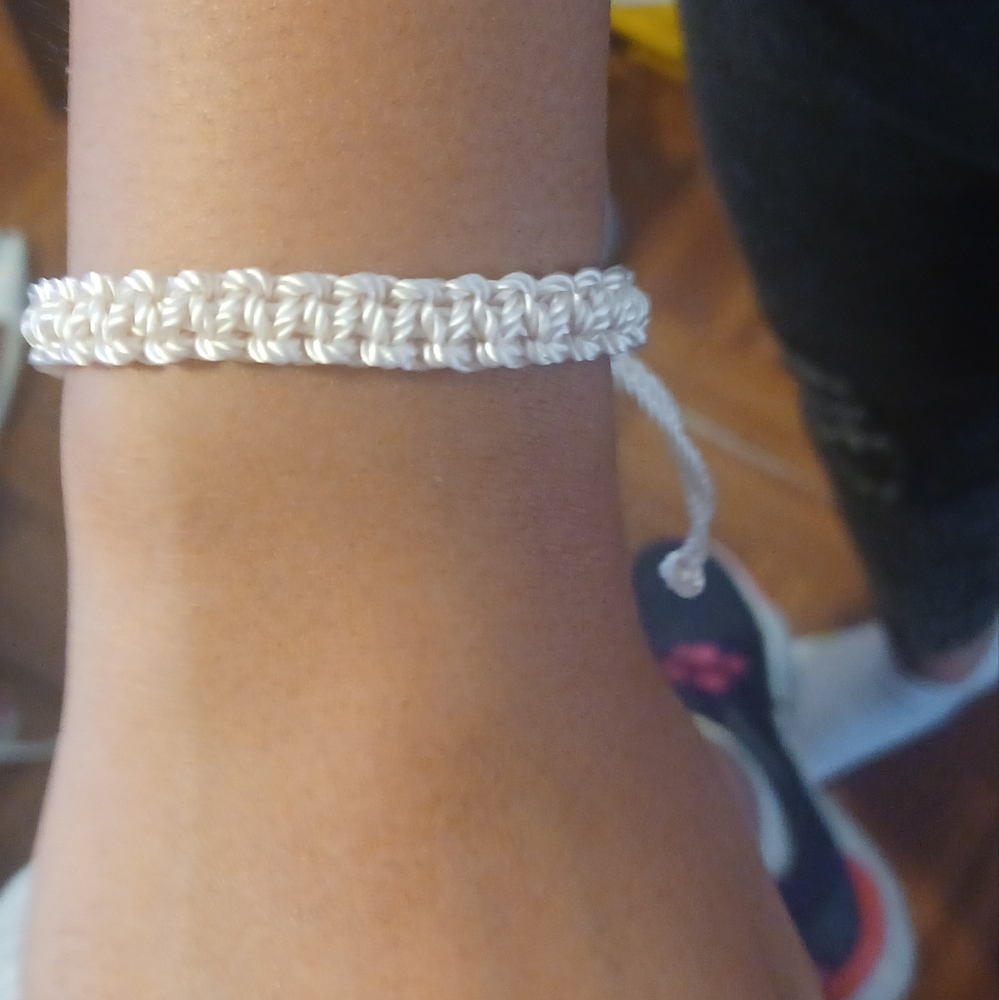 Handmade bracelet - Picture 4 of 10